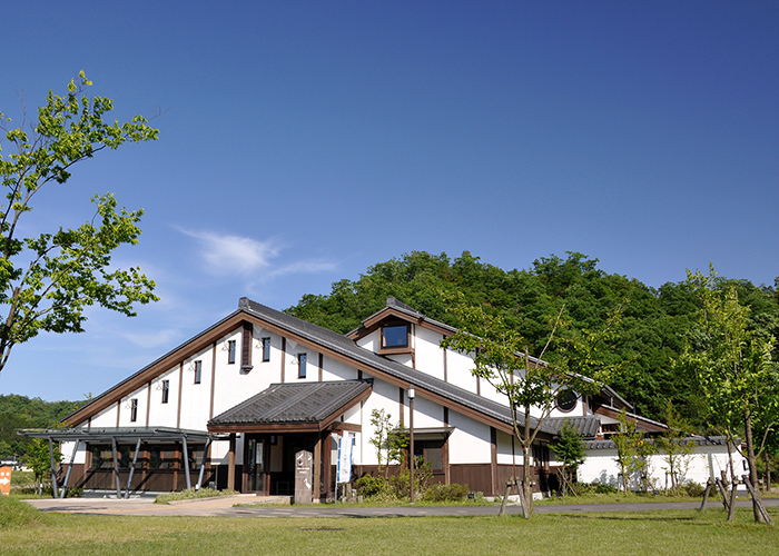 兵庫県立コウノトリの郷公園